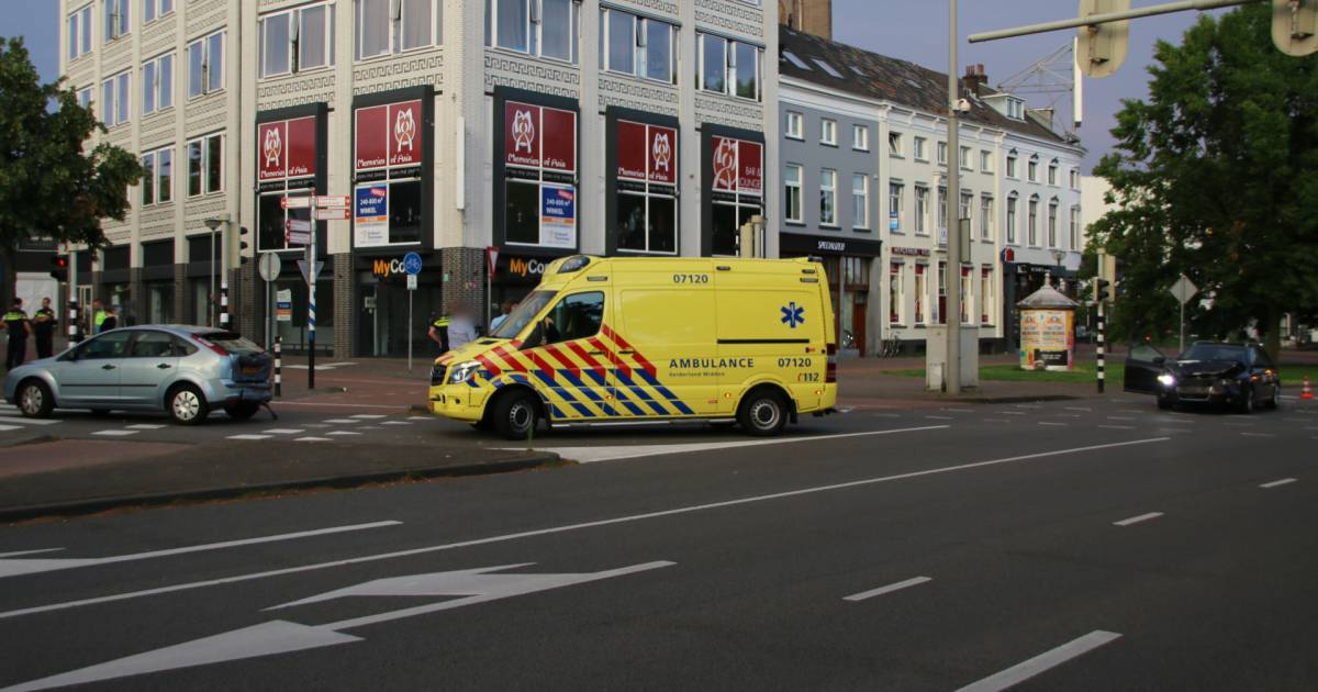 Automobilist aangehouden voor cocaïnegebruik na veroorzaken ongeval Arnhem.