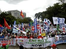 Des milliers de personnes marchent pour le climat