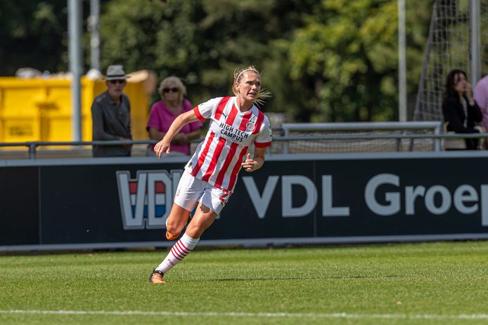 Amalie Thestrup verlaat PSV.