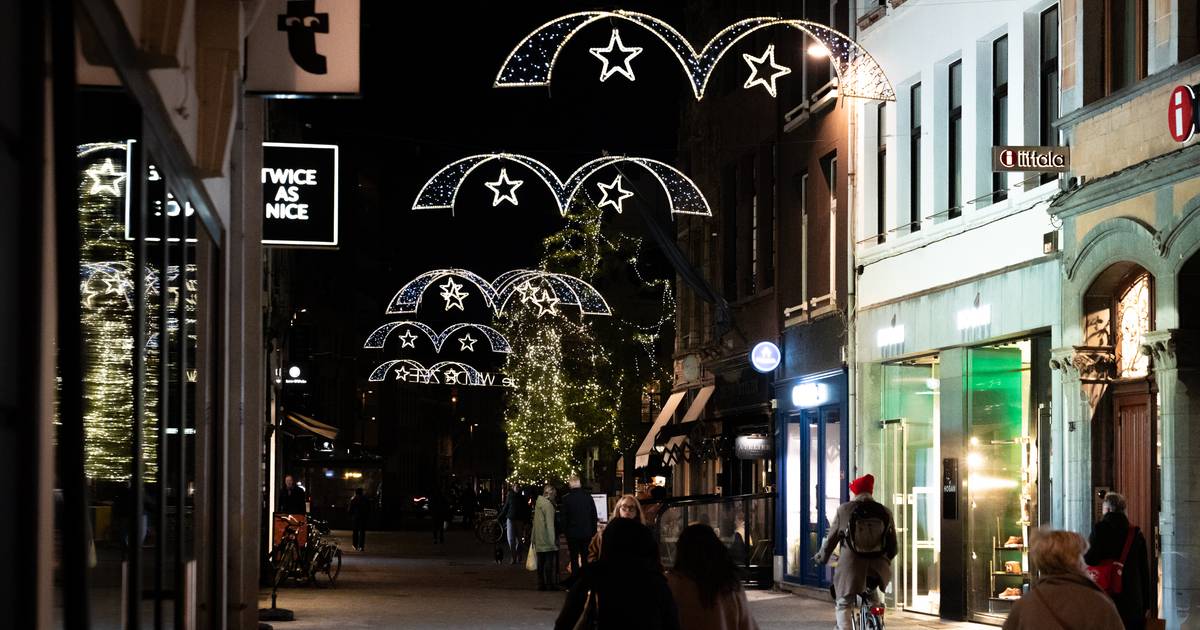 OVERZICHT. Hier in Antwerpen wordt de mooiste kerstverlichting