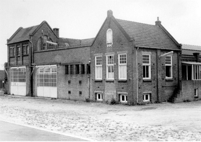 Melkfabriek Sint Isidorus in Ravenstein werd in 1954 fabriek voorde vrachtwagens van Hogra