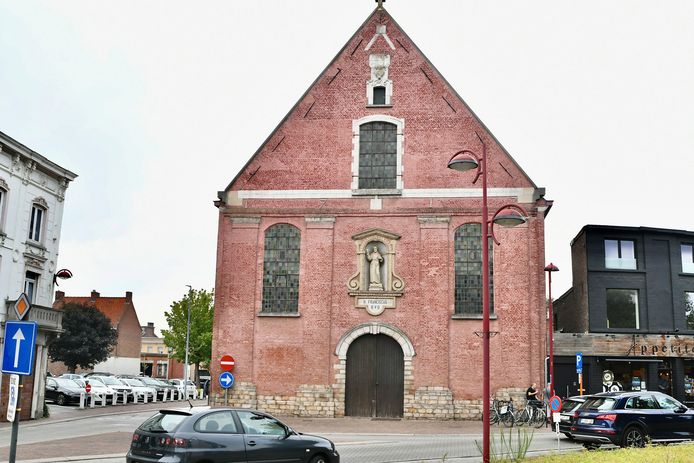 De Wieltjesfeesten in Menen gaan door in een ruime zone in het centrum. Ook in en rond de Sint Franciscuskerk is er animatie.