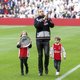 Vaders en zonen in het profvoetbal: ‘Dat zijn vader nu Ajaxtrainer is, daar moet hij mee dealen’