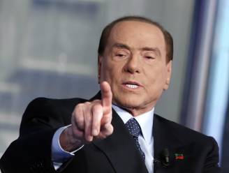 Berlusconi noemt migranten "sociale bom"