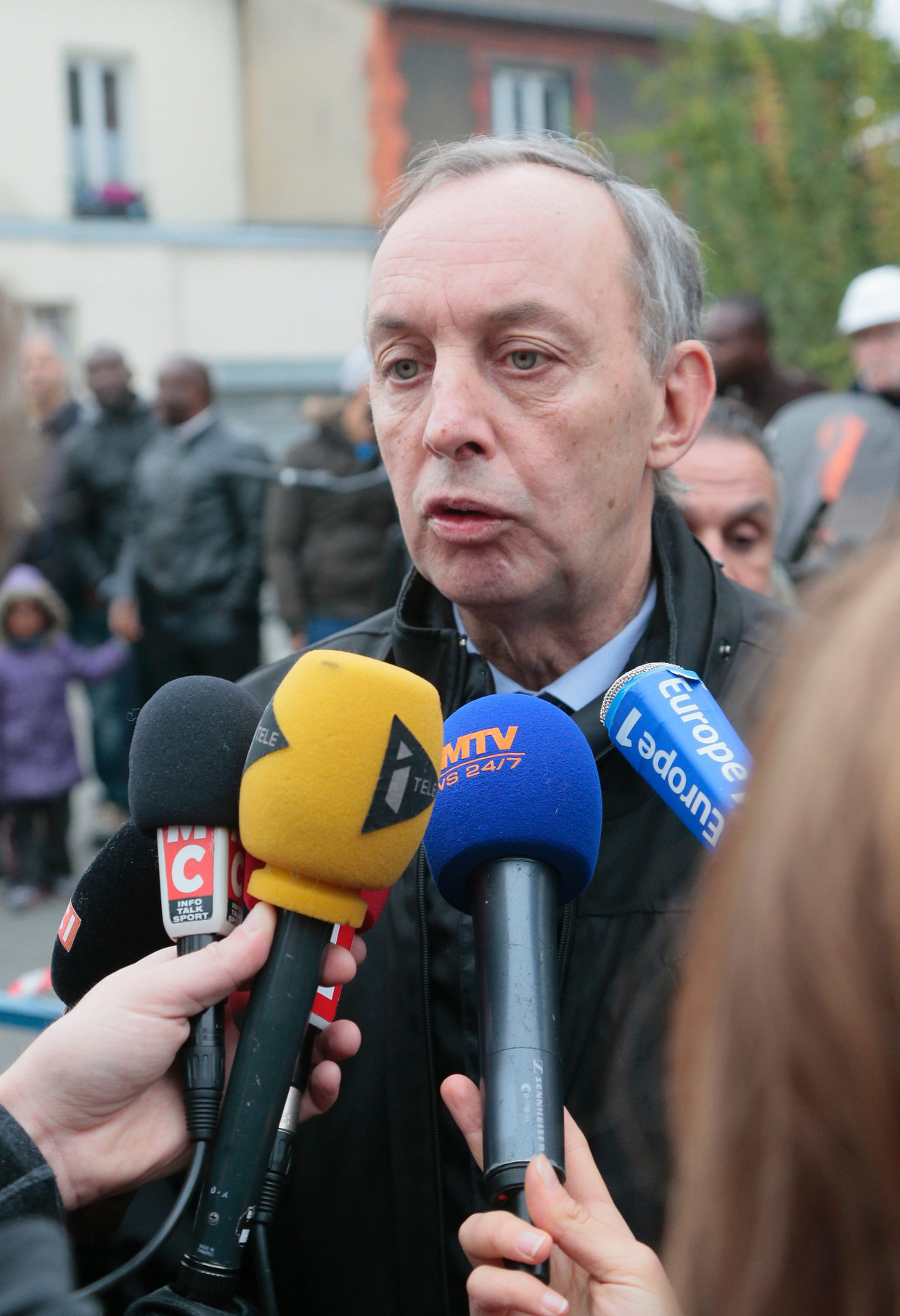 De communist Pascal Beaudet werd in 2014 burgemeester van Aubervilliers. 'Degenen die hem tot koning hadden gekroond bleven hem maar om gunsten vragen: een woning, een baan, een vergunning.' Beeld AFP