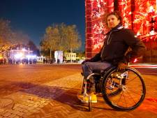 Is Glow in Eindhoven rolstoelvriendelijk? Hoe bevalt een avondje ‘Glowen’ op zithoogte?