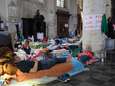 Brusselse hongerstakers zonder papieren eindigen in ziekenhuis: “Dit is weinig zinvol”