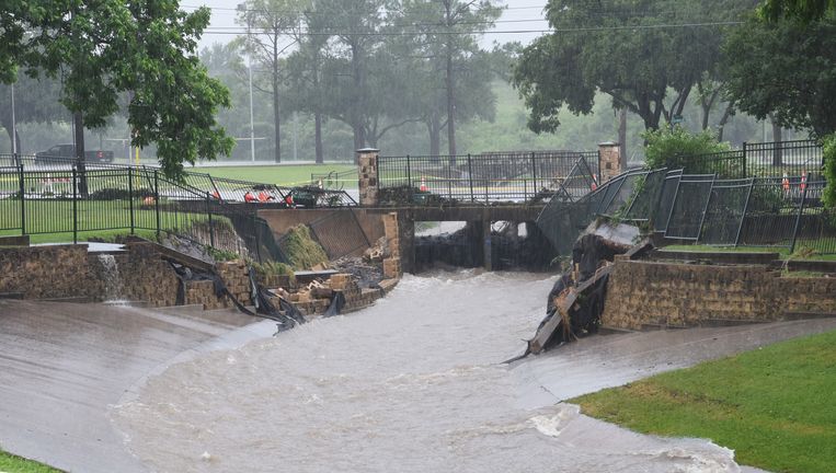 Ook de staat Texas heeft te maken met hevige regenval. (Timothy Hurst/College Station Eagle via AP) Beeld AP
