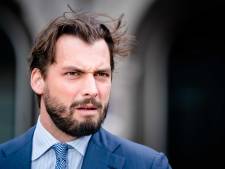 Baudet scheldt NPO-journalist uit met ‘homo’ na weigeren hand, COC eist excuses