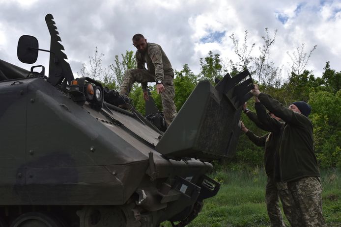Oekraïense soldaten van de 65ste brigade bereiden zich voor op een nieuwe operatie aan het front.