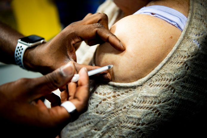 NEWS : Vaccinodrome de St Quentin en Yvelines - velodrome - 26/03/2021 Vaccinodrome de St Quentin en Yvelines - velodrome only BELGIUM !