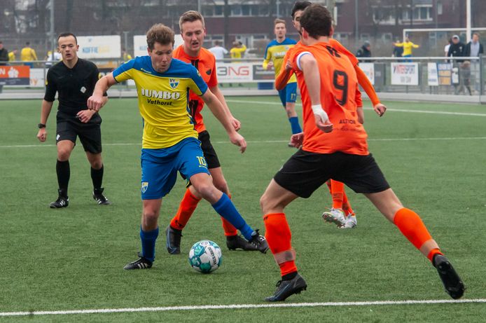 Menno Bos aan de bal tegen Altior, afgelopen zondag.