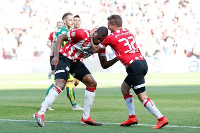 LIVE | Soeverein PSV doet zichzelf tekort met slechts één treffer