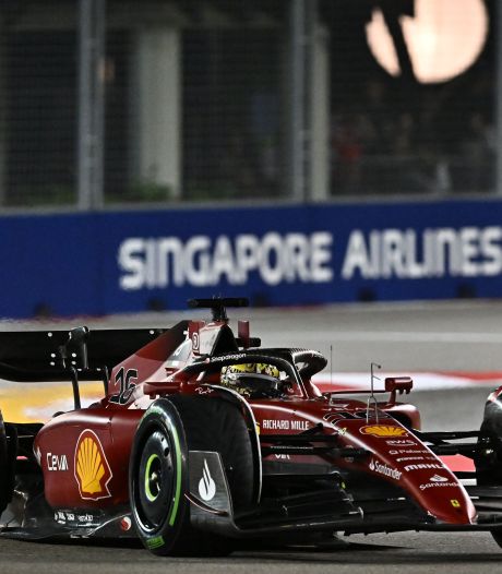 Charles Leclerc en pole position à Singapour, Max Verstappen 8e 