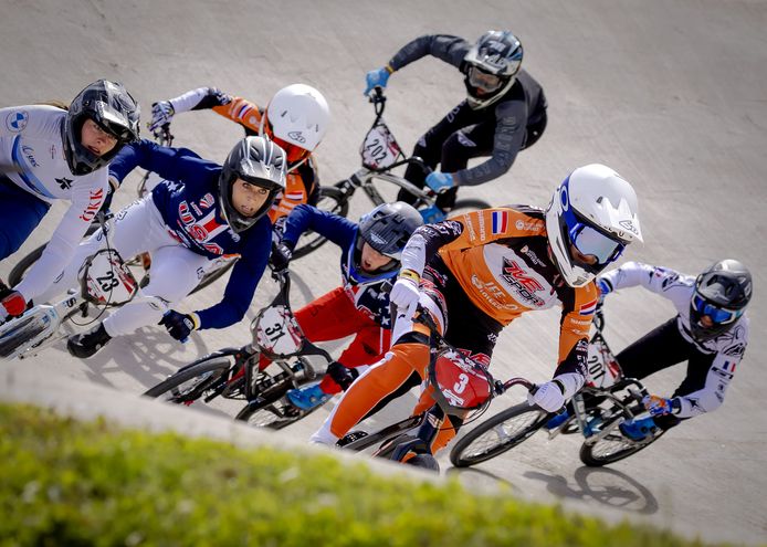 Geschatte salon Schaar BMX-zusjes Smulders en co starten in Verona | Wielersport | gelderlander.nl