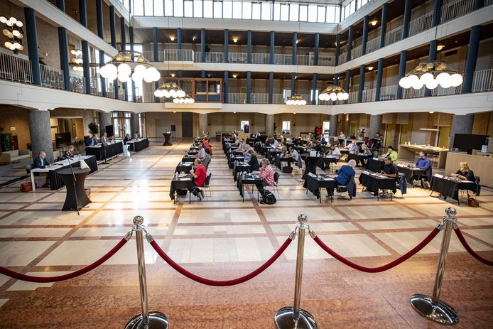 De passage over de 'zachte sector' had anders opgeschreven moeten worden, aldus burgemeester Sander Schelberg dinsdagavond tijdens de gemeenteraad van Hengelo.