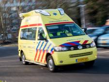 Leeuwarder (28) zwaargewond bij eenzijdig auto-ongeval in Marssum