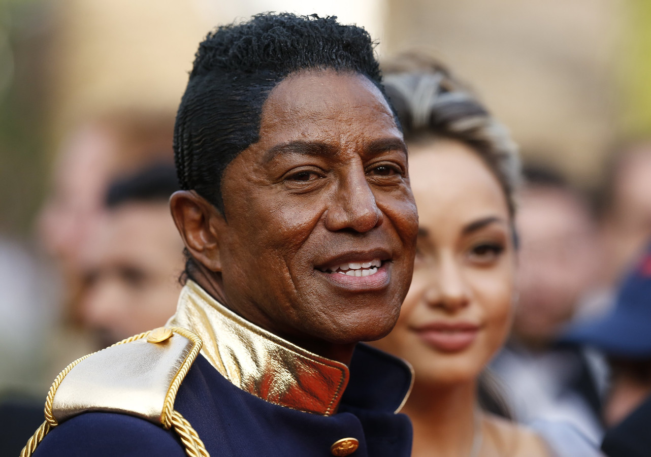 vrouw-beschuldigt-jermaine-jackson-69-van-aanranding-35-jaar-geleden