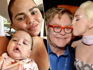 CELEB 24/7. Chrissy Teigen neemt een selfie met dochter Esti en Elton John viert de verjaardag van Lady Gaga
