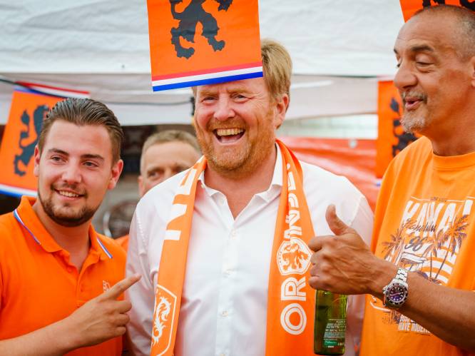 Nederlandse ministers verontwaardigd over bezoek van koning aan ‘Oranjestraat’: “Coronaregels gelden voor iedereen”