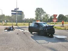 Motorrijder naar ziekenhuis na aanrijding bij De Zande