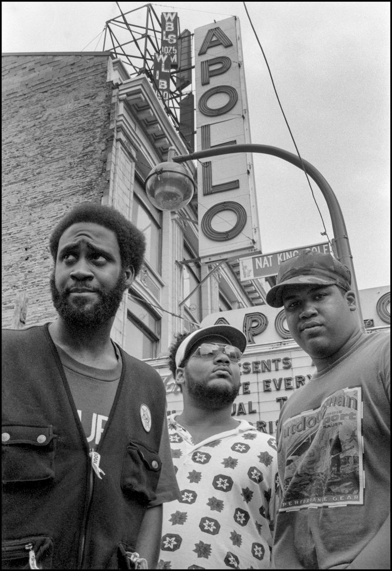 De La Soul bij het Apollo Theater in Harlem in 1993.  Beeld Redferns