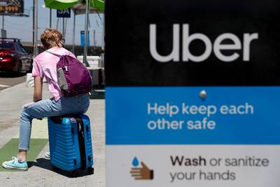 Uber tast diep in de buidel om chauffeurs na coronastilte terug te halen