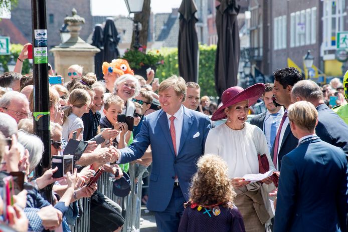 Willem Alexander en koningin Maxima trokken op bezoek in Culemborg in 2019 heel veel fans.