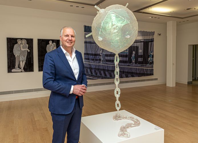 Zakelijk directeur Rob Zuidema van Museum de Fundatie werpt zich op als 'reparateur’, nu de verhoudingen tussen het personeel en artistiek directeur Ralph Keuning zijn verstoord.
