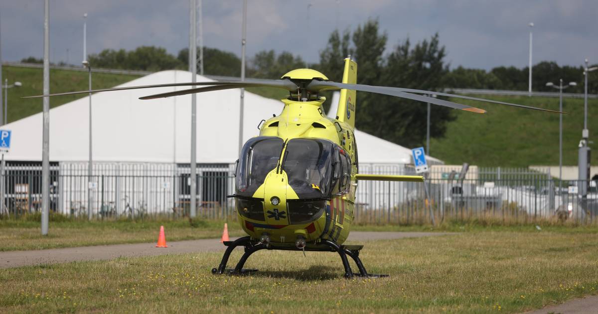 Hulpdiensten haasten zich naar ongeval bij Haags Kwartier .