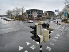Gekste geruchten gaan rond over verlaten politiebureau: 'Wie gaat hier wonen?’
