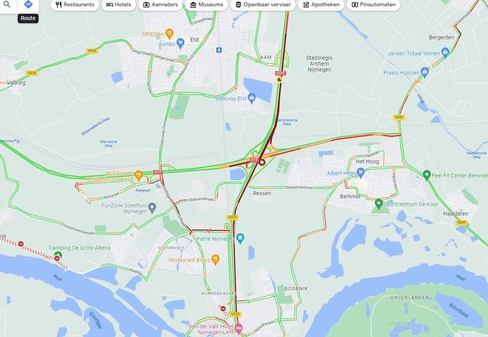 Het verkeer op de A325 heeft rond 9:15 uur nog te maken met een flinke vertraging.