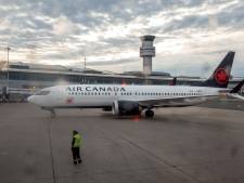 Canadese student neemt vliegtuig naar universiteit, dat is goedkoper dan appartement huren