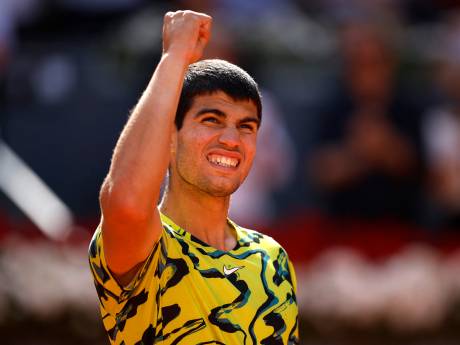 Carlos Alcaraz tegen Jan-Lennard Struff in finale masterstoernooi: ‘Bijzonder mijn 20ste verjaardag in Madrid te vieren’