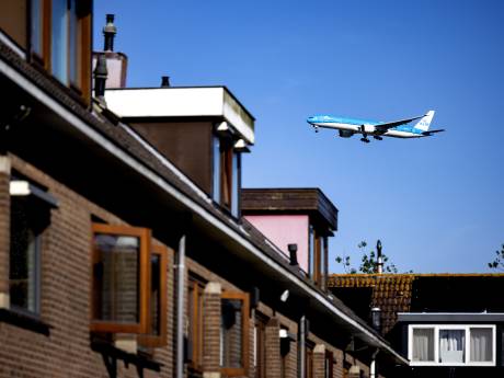 Utrecht ontevreden over nieuwe aanvliegroute Schiphol: ‘Elke 7 minuten vliegtuig boven provincie’