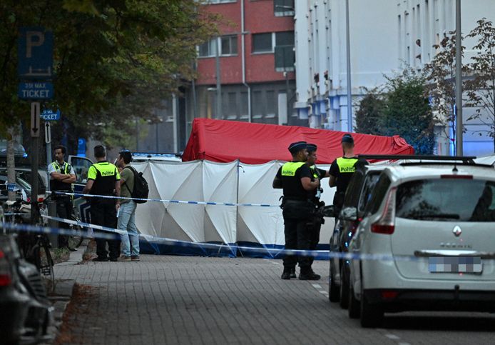 Vrouw neergestoken op het Kiel.