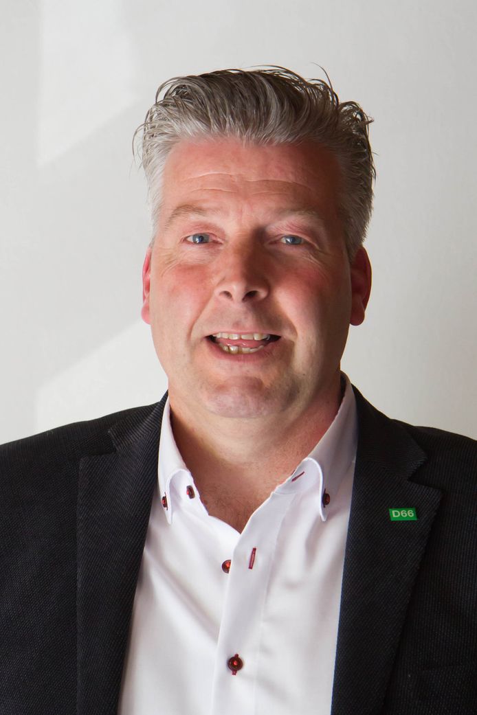 ZRD treedt op tegen ongewenst afval Oostburg | Zeeuws-Vlaanderen | pzc.nl