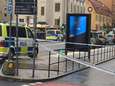Man steekt agent in de hals in Stockholm, wellicht daad van zinloos geweld