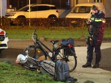 Fietsster gewond na botsing met auto in Waalwijk