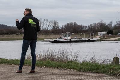 Veerponten op Gelderse rivieren worden aan alle kanten bedreigd: niemand kan beloven dat ze blijven 