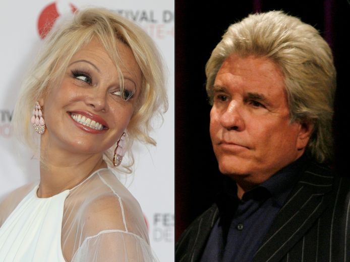 Pamela Anderson en Jon Peters raken het niet eens over wat het einde van hun huwelijk betekende.