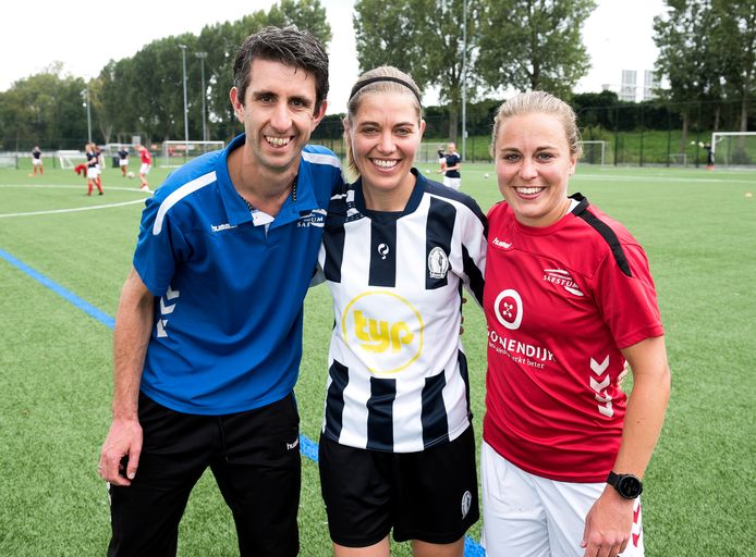 Trainer David Romijn speelt met schoonzus tegen echtgenote Marieke ...