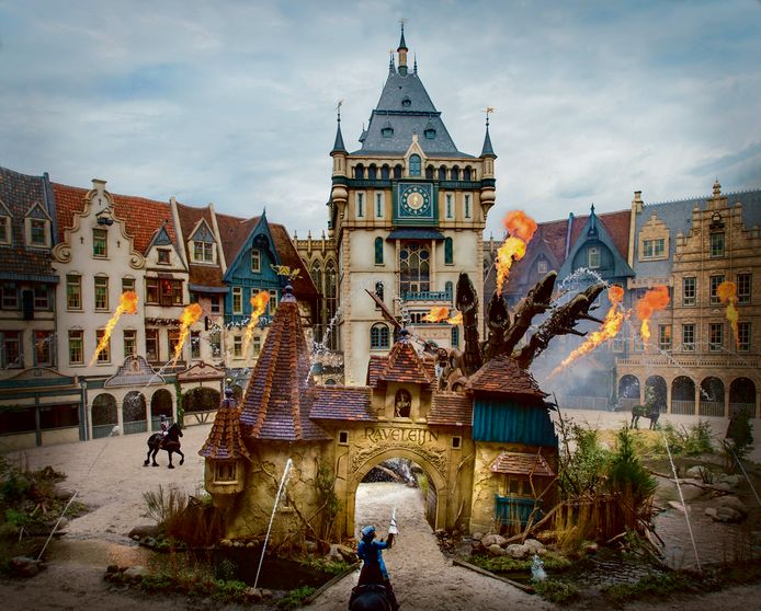 Vous faites une excursion à Efteling avec des enfants de maternelle ou primaire? Le spectacle de chevaliers Raveleijn est une étape à ne surtout pas manquer dans votre séjour