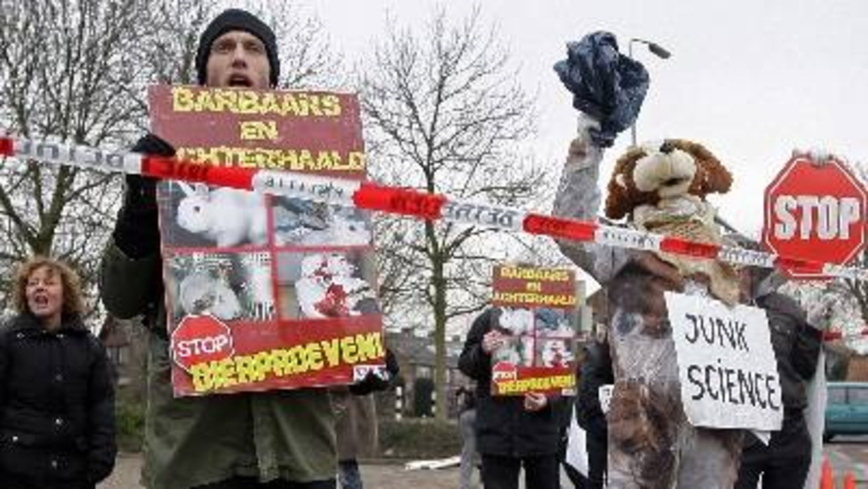 Er zijn maar weinig dierenactivisten die te ver gaan. (ANP) Beeld 