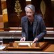 Franse regering drukt omstreden pensioenwet door voordat Kamer stemt, premier uitgejouwd