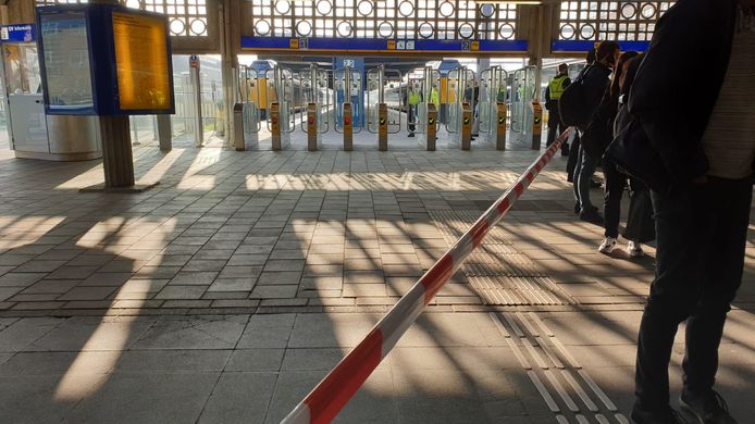 Donderdag: het station in Enschede is grotendeels ontruimd