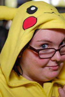 Alsof een stukje van je kinderlijke ziel afsterft: fans van Pokémon treuren om einde Ash en Pikachu