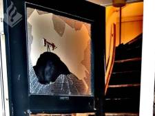 Speciale eenheid politie valt Arnhems huis binnen vanwege drugs en vuurwapengevaarlijke verdachte