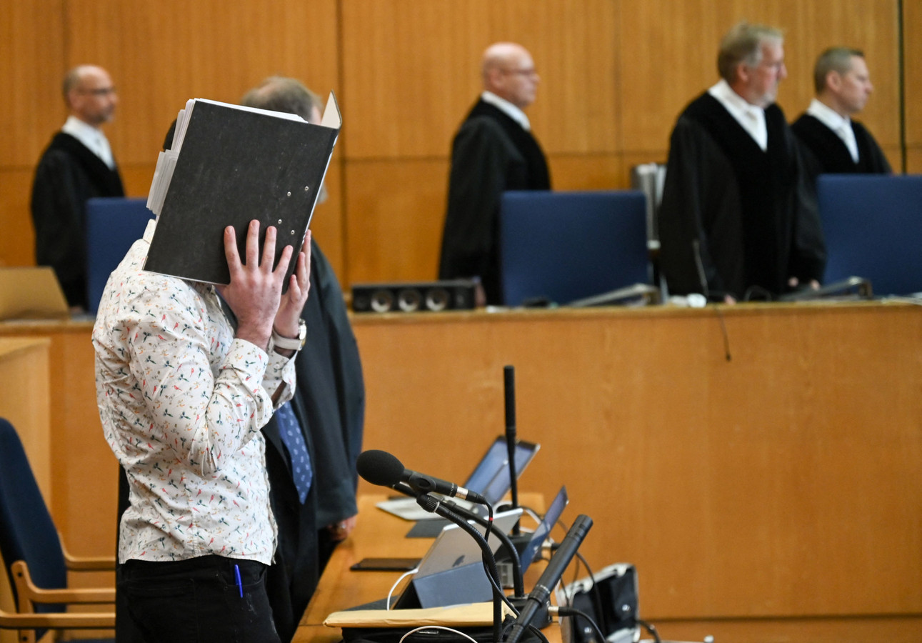 Taha Al-Jumailly in de Duitse rechtbank.