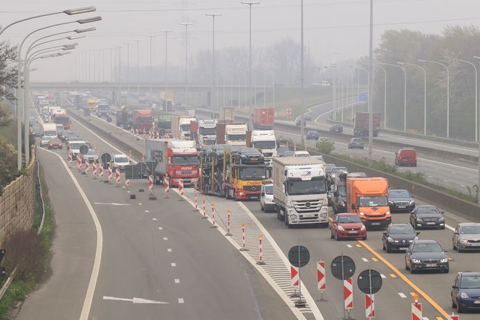 Wegenwerken zorgen voor vertraagd verkeer.